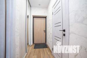 1-к квартира, посуточно, 36м2, 4/21 этаж