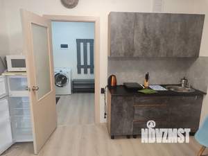 Студия квартира, посуточно, 27м2, 14/25 этаж