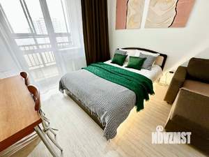 Студия квартира, посуточно, 34м2, 17/25 этаж