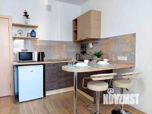 Студия квартира, посуточно, 18м2, 1/5 этаж