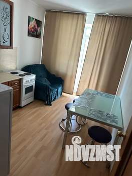 1-к квартира, посуточно, 43м2, 2/8 этаж