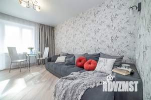 Студия квартира, посуточно, 28м2, 1/10 этаж