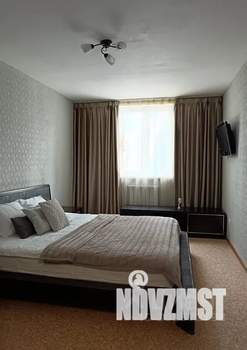 1-к квартира, посуточно, 38м2, 4/16 этаж