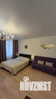 Студия квартира, посуточно, 35м2, 5/19 этаж