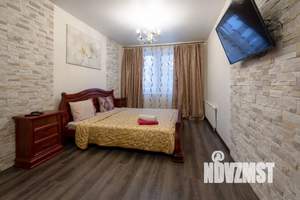 3-к квартира, посуточно, 60м2, 1/1 этаж