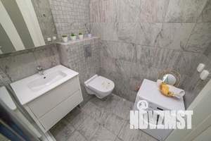 2-к квартира, посуточно, 38м2, 31/33 этаж