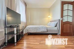 1-к квартира, посуточно, 38м2, 15/16 этаж