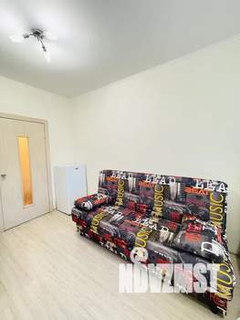 1-к квартира, посуточно, 35м2, 1/25 этаж