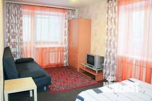1-к квартира, посуточно, 40м2, 2/5 этаж