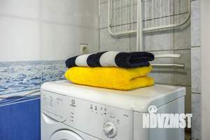2-к квартира, посуточно, 45м2, 1/5 этаж