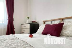 2-к квартира, посуточно, 70м2, 18/26 этаж