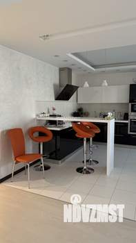 2-к квартира, на длительный срок, 101м2, 8/13 этаж