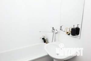 1-к квартира, посуточно, 50м2, 10/20 этаж