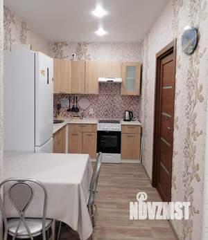 2-к квартира, посуточно, 52м2, 1/1 этаж