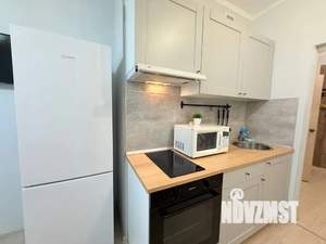 1-к квартира, посуточно, 42м2, 14/25 этаж