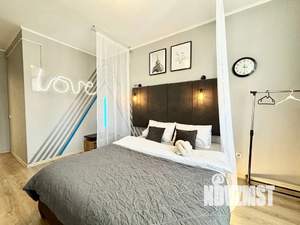 1-к квартира, посуточно, 63м2, 20/26 этаж