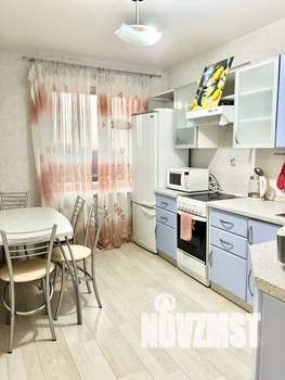 1-к квартира, посуточно, 40м2, 10/10 этаж