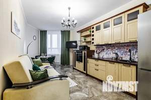 2-к квартира, посуточно, 46м2, 35/35 этаж