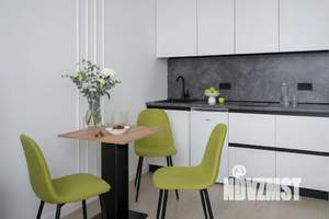 Студия квартира, посуточно, 32м2, 30/30 этаж