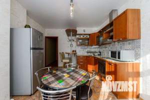 1-к квартира, посуточно, 54м2, 1/1 этаж