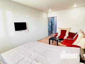 1-к квартира, посуточно, 35м2, 1/1 этаж