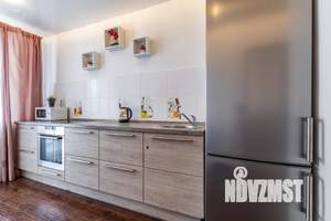 1-к квартира, посуточно, 45м2, 1/1 этаж