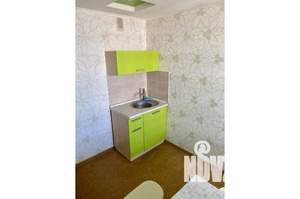 2-к квартира, посуточно, 40м2, 1/1 этаж