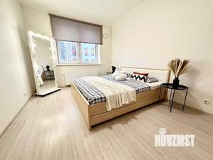 1-к квартира, посуточно, 42м2, 1/25 этаж
