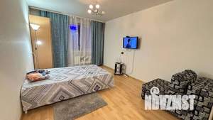 1-к квартира, посуточно, 37м2, 2/10 этаж