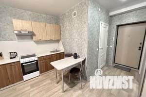 1-к квартира, посуточно, 35м2, 15/16 этаж