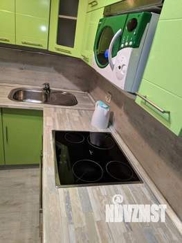 2-к квартира, посуточно, 42м2, 8/18 этаж