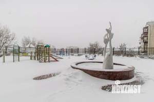 1-к квартира, посуточно, 52м2, 1/1 этаж