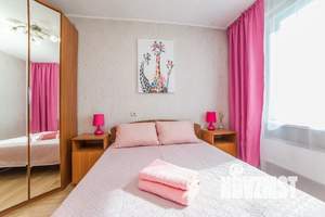 1-к квартира, посуточно, 50м2, 1/1 этаж