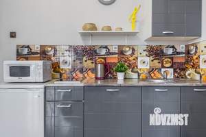 Студия квартира, посуточно, 40м2, 2/9 этаж