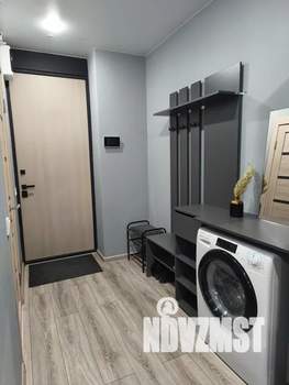 Студия квартира, посуточно, 25м2, 2/10 этаж