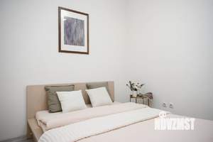 Студия квартира, посуточно, 30м2, 13/20 этаж