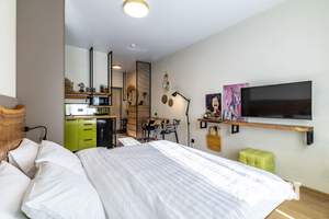 Студия квартира, посуточно, 35м2, 1/8 этаж
