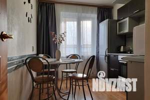 1-к квартира, посуточно, 37м2, 6/9 этаж