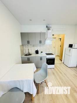 Студия квартира, посуточно, 30м2, 3/24 этаж