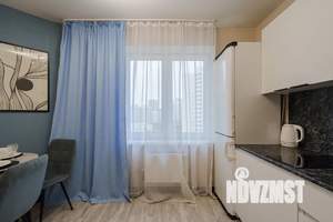 1-к квартира, посуточно, 42м2, 7/25 этаж