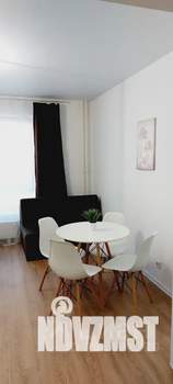 Студия квартира, посуточно, 25м2, 10/26 этаж