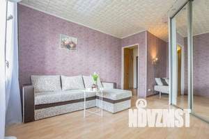 1-к квартира, посуточно, 33м2, 9/9 этаж