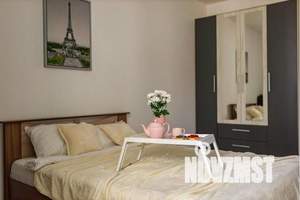 1-к квартира, посуточно, 35м2, 3/8 этаж