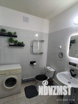 Студия квартира, посуточно, 28м2, 16/25 этаж