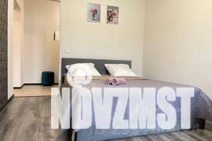 1-к квартира, посуточно, 43м2, 2/25 этаж