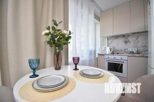 Студия квартира, посуточно, 35м2, 9/10 этаж