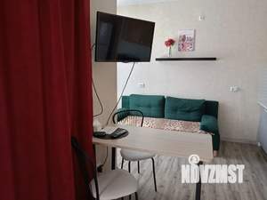 Студия квартира, посуточно, 28м2, 2/17 этаж