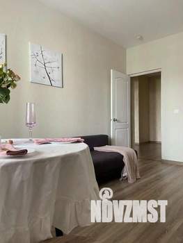 1-к квартира, посуточно, 54м2, 1/1 этаж