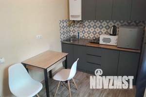 1-к квартира, посуточно, 37м2, 1/4 этаж