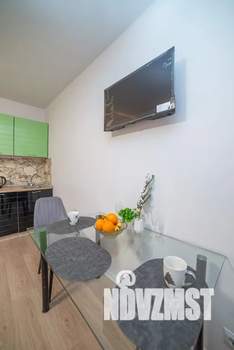 Студия квартира, посуточно, 28м2, 15/25 этаж